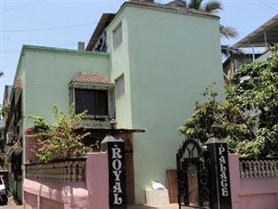 Hotel Royal Palace Mālād Dış mekan fotoğraf